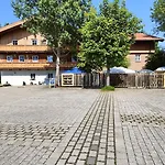 A8 Im Darchinger Hof - Zwischen Holzkirchen Und - Zwischen Muenchen Salzburg Und Innsbruck - Kurz Vor Dem Irschenberg 3*
