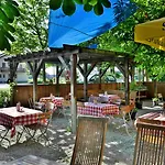Hotel A8 Im Darchinger Hof - Zwischen Holzkirchen Und - Zwischen Muenchen Salzburg Und Innsbruck - Kurz Vor Dem Irschenberg
