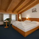 A8 Im Darchinger Hof - Zwischen Holzkirchen Und - Zwischen Muenchen Salzburg Und Innsbruck - Kurz Vor Dem Irschenberg