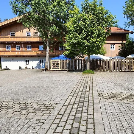 A8 Im Darchinger Hof - Zwischen Holzkirchen Und - Zwischen Muenchen Salzburg Und Innsbruck - Kurz Vor Dem Irschenberg 3*