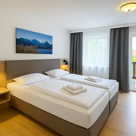 Hotel A8 Im Darchinger Hof - Zwischen Holzkirchen Und - Zwischen Muenchen Salzburg Und Innsbruck - Kurz Vor Dem Irschenberg