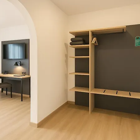 A8 Im Darchinger Hof - Zwischen Holzkirchen Und - Zwischen Muenchen Salzburg Und Innsbruck - Kurz Vor Dem Irschenberg Hotel 3*