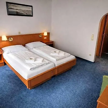 A8 Im Darchinger Hof - Zwischen Holzkirchen Und - Zwischen Muenchen Salzburg Und Innsbruck - Kurz Vor Dem Irschenberg Hotel Weyarn
